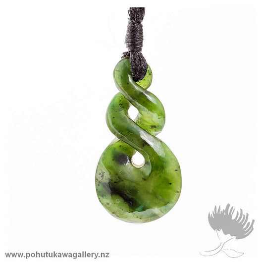 Greenstone pendant – Double Twist