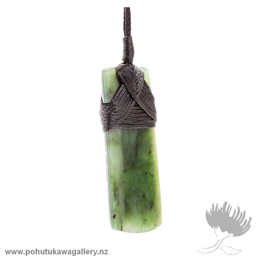 NZ Greenstone Pendant Bound Toki 3 Lines
